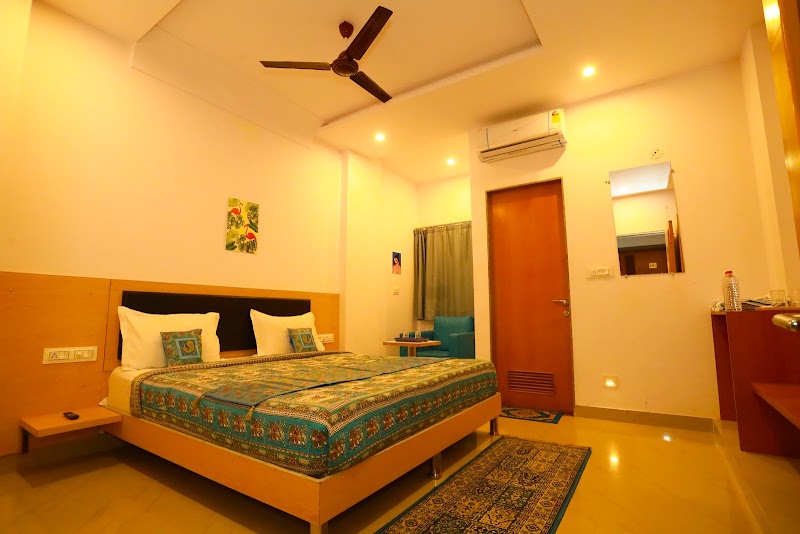 Hotel Hill view By Heritage inn | Swimmingpool - Hotel Hill view By Heritage inn | Swimmingpool 64-A, near K K G House, Sajjan Nagar Maruti Suzuki Service workshop road, rural, Goverdhan Villas, Jeevantara area, Sajjan Nagar, Udaipur, Gordhan Vilas Rural, Rajasthan 313001, India