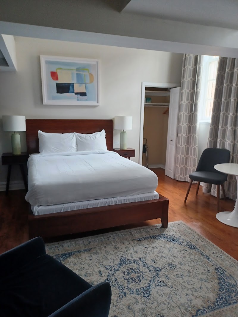 The Arco Hotel Midtown Village - The Arco Hotel Midtown Village, 1234 Locust St, Philadelphia, PA 19107, USA