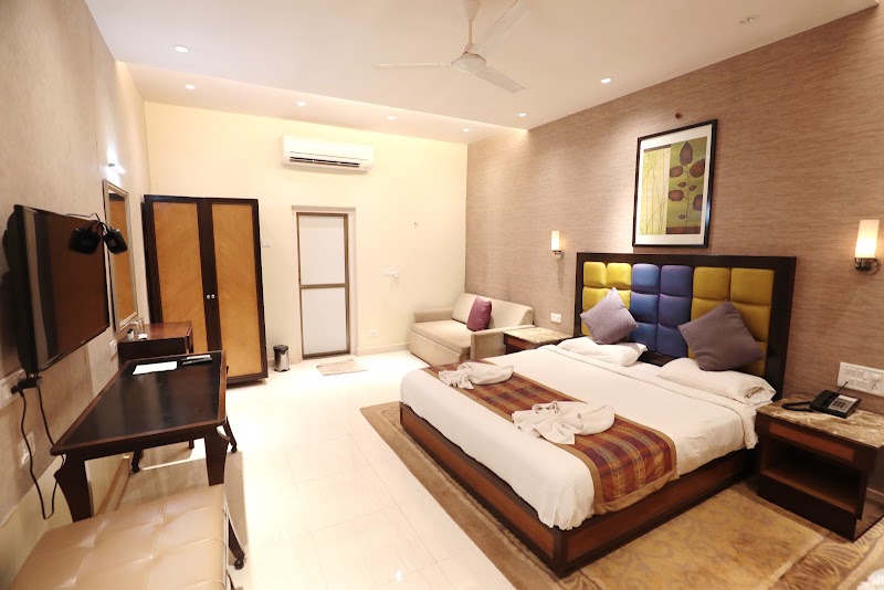The Byke Retreat - Brightland | (Pan India Pure Veg Hotel Chain) - The Byke Retreat - Brightland | (Pan India Pure Veg Hotel Chain) Maulana Azad Rd, Matheran, Maharashtra 410102, India