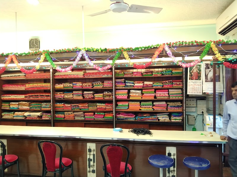 Indian Silk House Agencies Rash Behari Avenue - Indian Silk House Agencies Rash Behari Avenue, 129A, Rash Behari Ave, Triangular Park, Dover Terrace, Ballygunge, Kolkata, West Bengal 700029, India