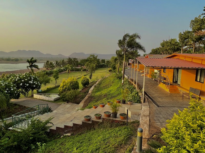 Savana Lake Resort