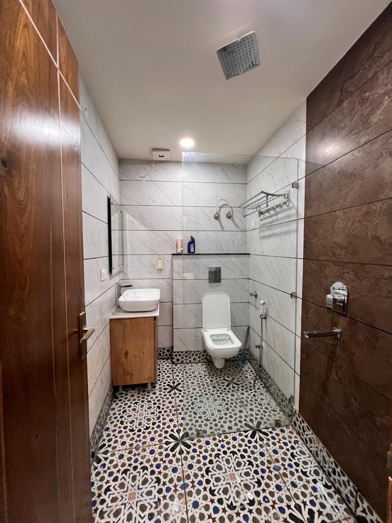 Rosewood Grand - Rosewood Grand PLOT 03, Ashoka Enclave Main Rd, Ashoka Enclave, Sector 34, Faridabad, Haryana 121003, India