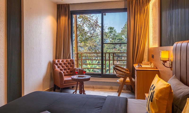 The Hosteller Bam Dehradun, City Centre - The Hosteller Bam Dehradun, City Centre 10, Saharanpur Rd, Laxman Chowk, Dehradun, Uttarakhand 248001, India