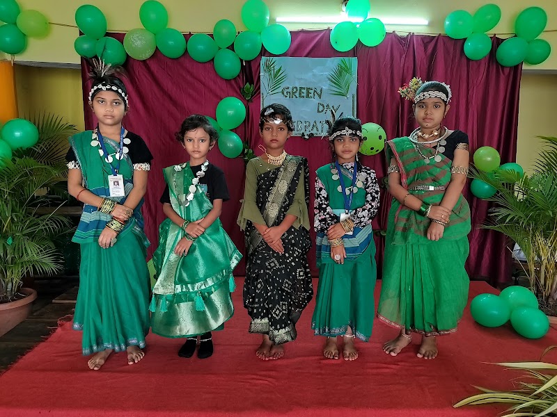 GANDHI ENGLISH MEDIUM SCHOOL, REEWA BRANCH - GANDHI ENGLISH MEDIUM SCHOOL, REEWA BRANCH, 6V8R+P27, Arang, Chhattisgarh 493441, India