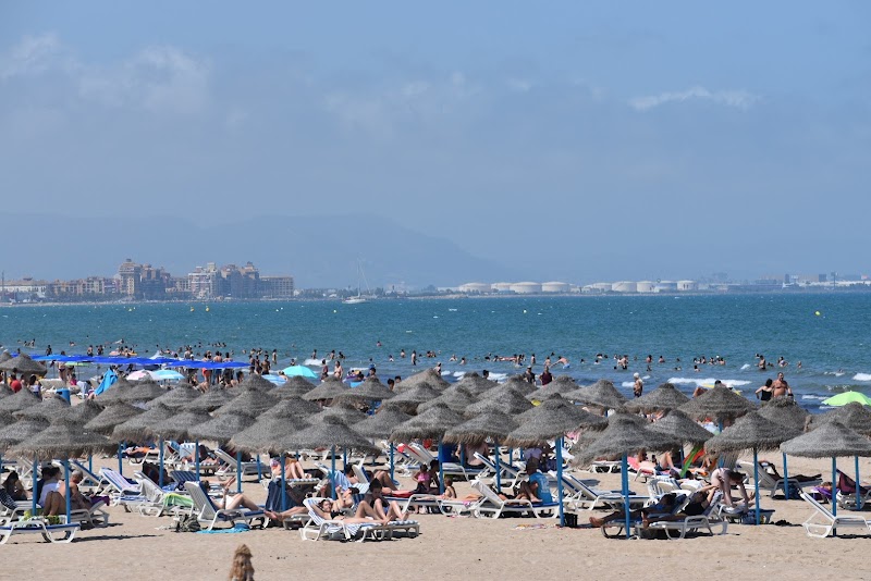 Platja de la Malvarrosa - Platja de la Malvarrosa, Passeig de Neptú, 34, Poblats Marítims, 46011 València, Valencia, Spain