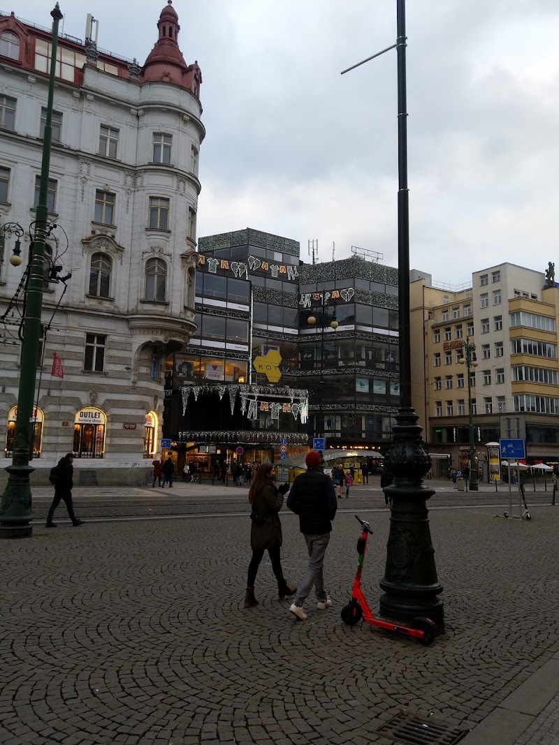 [P] Parking Palladium - [P] Parking Palladium, Náměstí Republiky, 110 00 Praha 1-Nové Město, Czechia