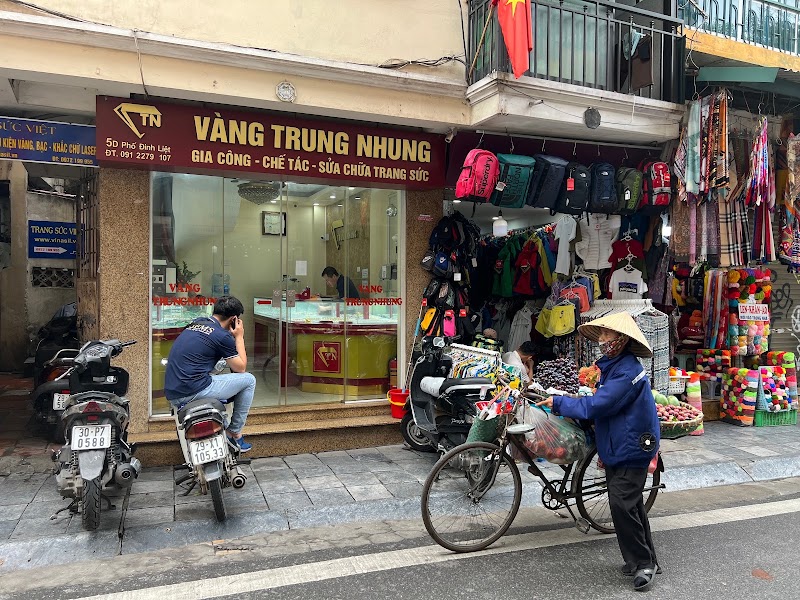 Phố Hàng Đào - Phố Hàng Đào P. Hàng Đào, Phố cổ Hà Nội, Hoàn Kiếm, Hà Nội, Vietnam