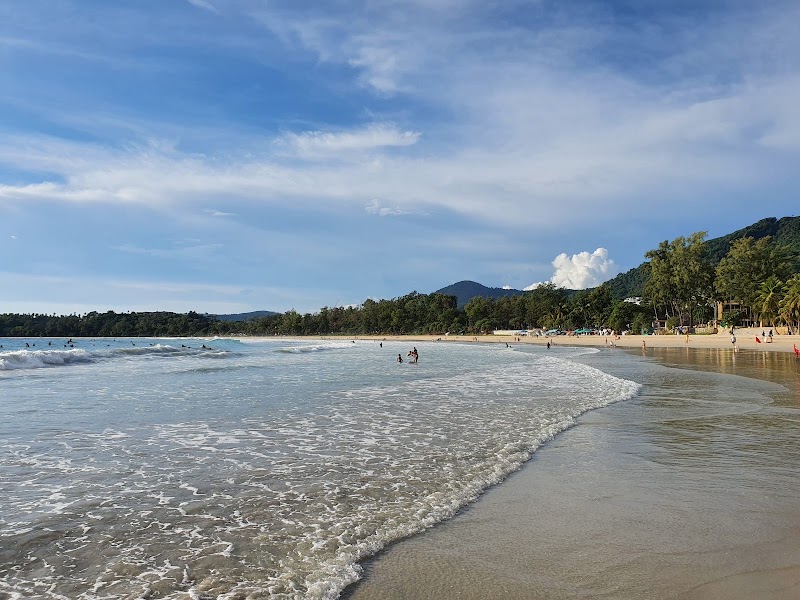 Kata Beach - Kata Beach, R79X+W6J, Soi Pakbang Kata Beach, Tambon Karon, Amphoe Mueang Phuket, Chang Wat Phuket 83100, Thailand