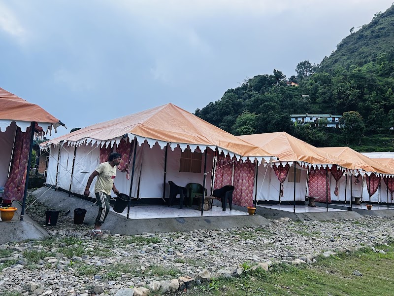 Hotel O by OYO Pine View Resort - Hotel O by OYO Pine View Resort, Khurpatal, Bajoon, Faguniakhet Gwal Bagoo, Uttarakhand 263001, India