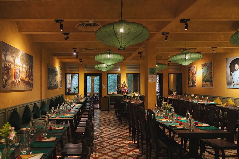 Quán Bụi - Lê Thánh Tôn - Authentic Vietnamese Cuisine - Quán Bụi - Lê Thánh Tôn - Authentic Vietnamese Cuisine, 222 - 224 Lê Thánh Tôn, Bến Thành, Hồ Chí Minh 70000, Vietnam