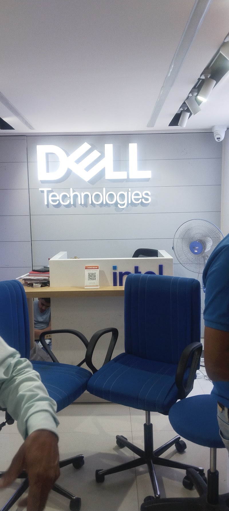 Dell Exclusive Store - Chandrapur - Dell Exclusive Store - Chandrapur, Raghuvanshi Complex, Main Rd, near Azad Bagicha, Bazar Ward, Chandrapur, Maharashtra 442402, India