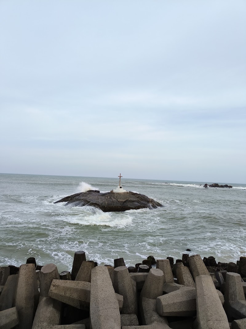 Chinnamuttom Beach - Chinnamuttom Beach, 3HV7+4M2, Chinnamuttom Harbour Rd, Kanniyakumari, Tamil Nadu 629702, India