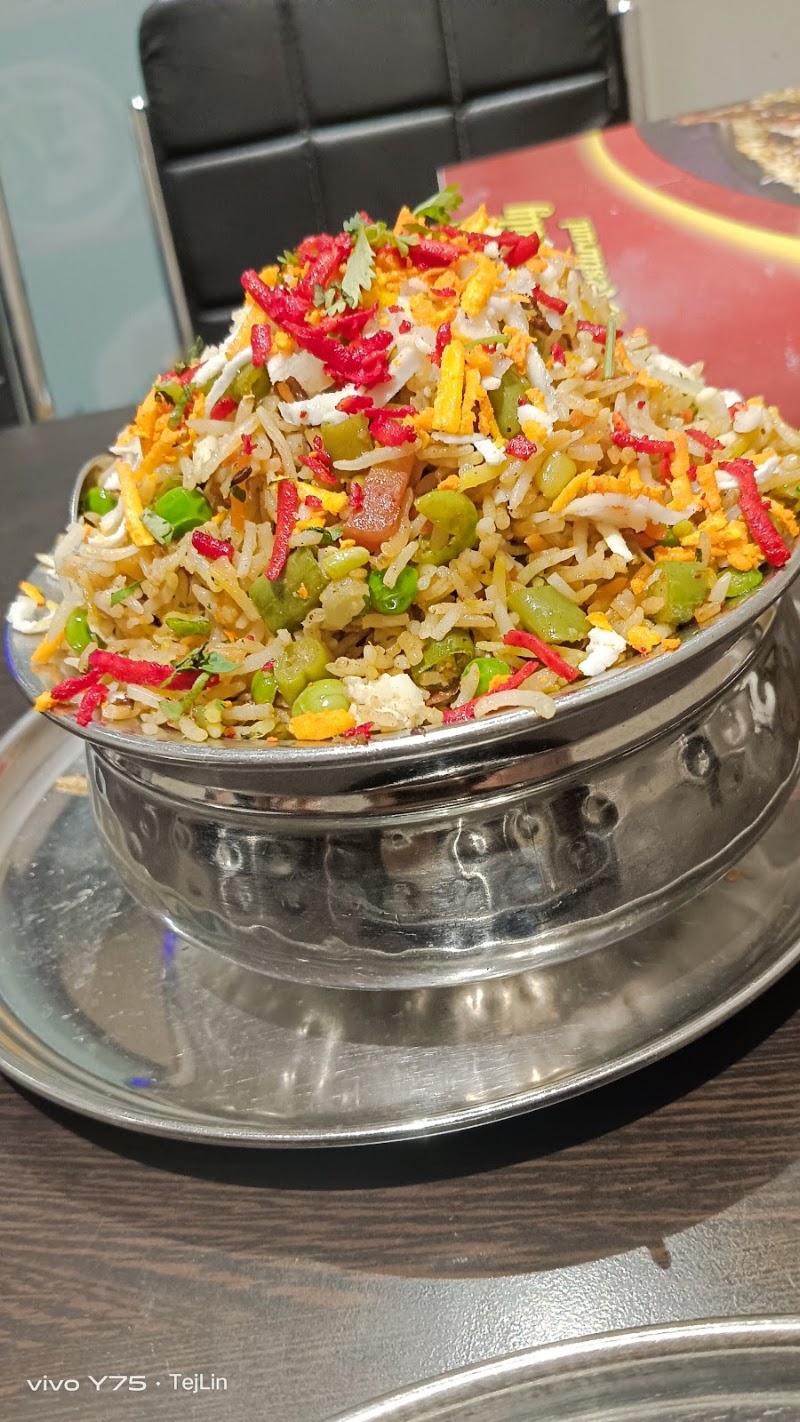 Luck Family Restaurant - Biryani Center In Amleshwar | Family Dhaba in Raipur | Restaurant in Amleshwar - Luck Family Restaurant - Biryani Center In Amleshwar | Family Dhaba in Raipur | Restaurant in Amleshwar, Road, near Kharoon River Bridge, Amleshwar, Raipur, Chhattisgarh 490042, India