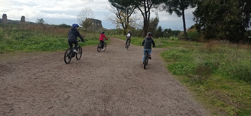 The Appian Way Bike Tour - The Appian Way Bike Tour, Viale Aventino, 37, 00153 Roma RM, Italy
