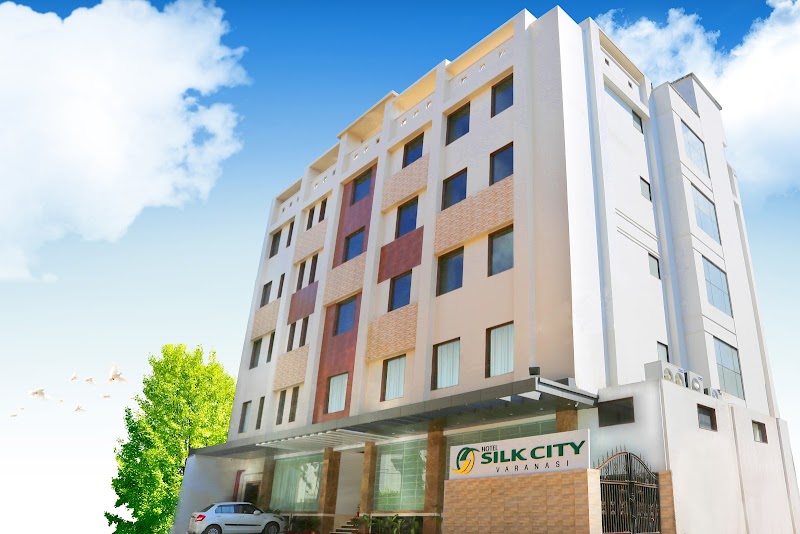 Hotel Silk City - Hotel Silk City The Mall Rd, Varanasi cantonment, Varanasi, Uttar Pradesh 221002, India