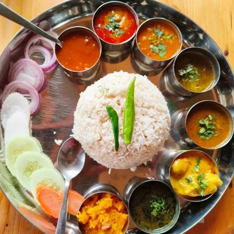 Her Cafe - Local Food by Local Women - Her Cafe - Local Food by Local Women, Salabak Bangoru waterfall road, Bir, Gunehr, Himachal Pradesh 176077, India
