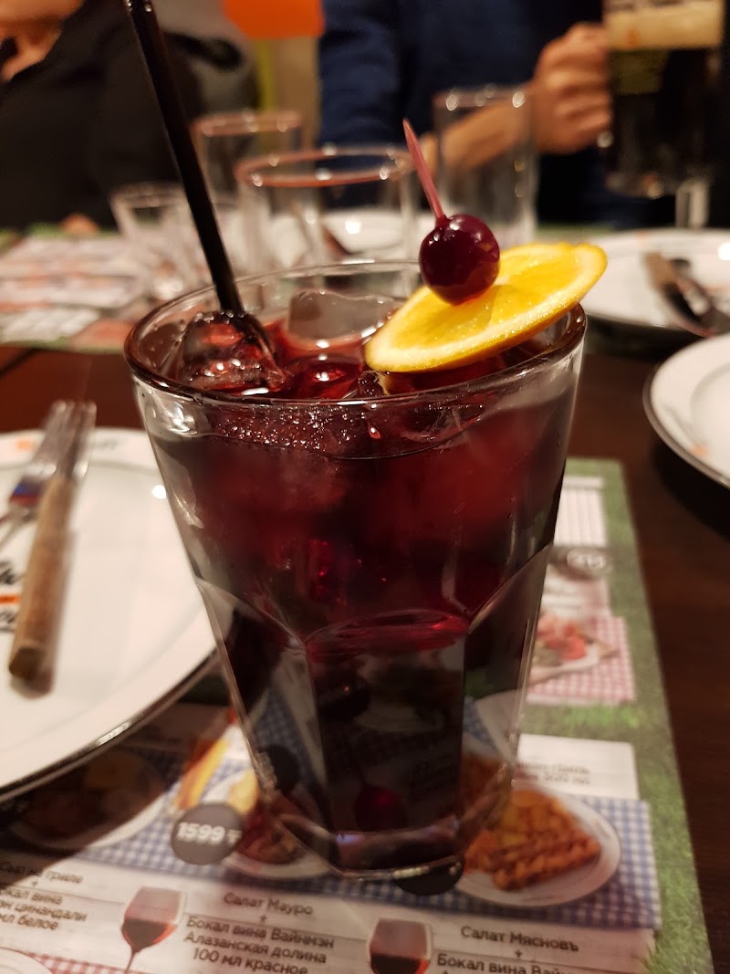 ShashlikoFF Bar-Grill - ShashlikoFF Bar-Grill, Tole Bi Street 89, Almaty 050000, Kazakhstan