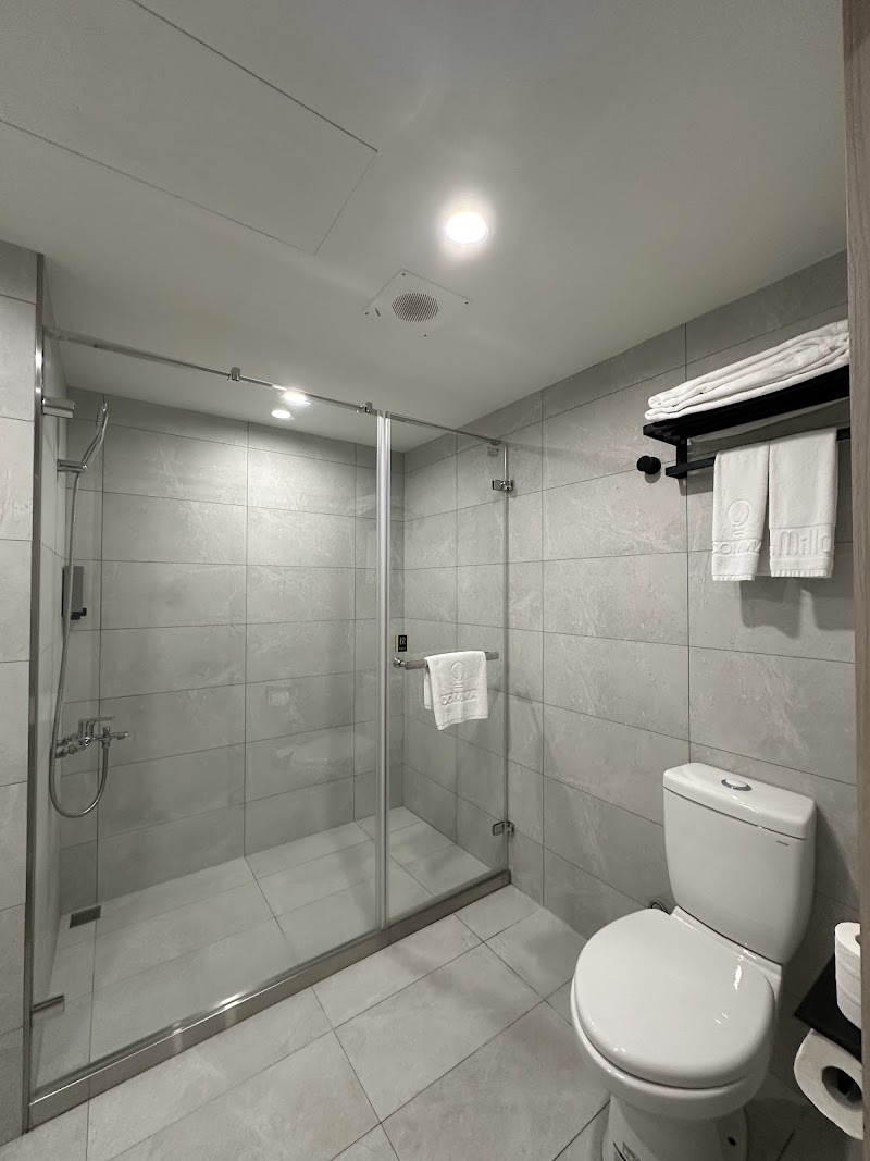 COMMA Boutique Hotel - COMMA Boutique Hotel No. 77號, Xining Rd, Wanshou Village, Wanhua District, Taipei City, Taiwan 108