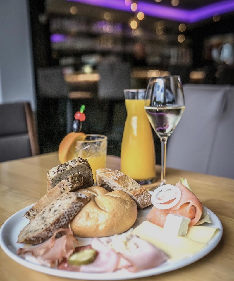 Café Sailer - Café Sailer Fischerhäuslweg 14, 6020 Innsbruck, Austria