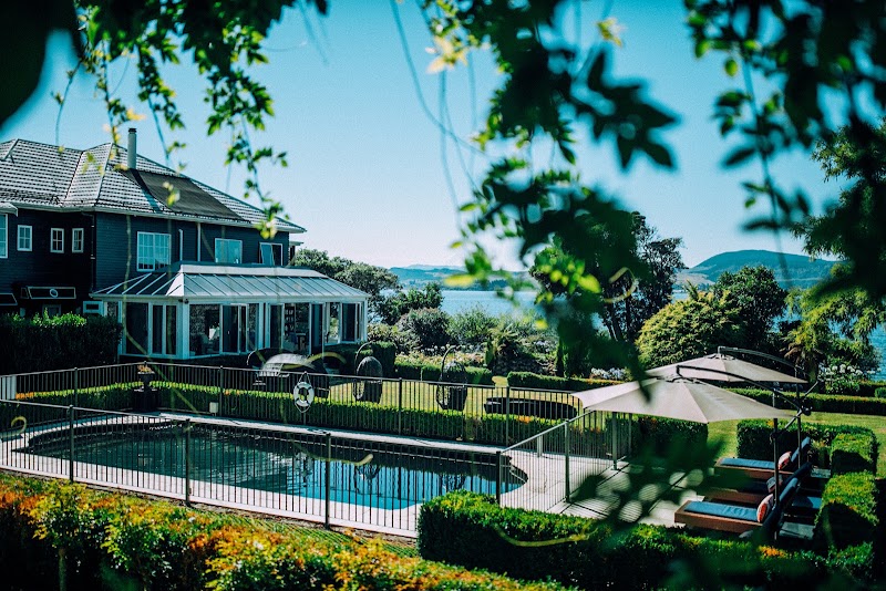Black Swan Lakeside Boutique Hotel - Black Swan Lakeside Boutique Hotel 171 Kawaha Point Road, Kawaha Point, Rotorua 3010, New Zealand