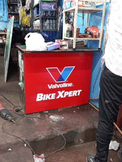Valvoline Bike Xpert - Pintu Auto Center - Valvoline Bike Xpert - Pintu Auto Center Shop No 4, Goyal Complex, Dhamtari Rd, opposite Aditya Bathware, Priyadarshini Nagar Colony, Pachpedi Naka, Raipur, Tikrapara, Chhattisgarh 492001, India