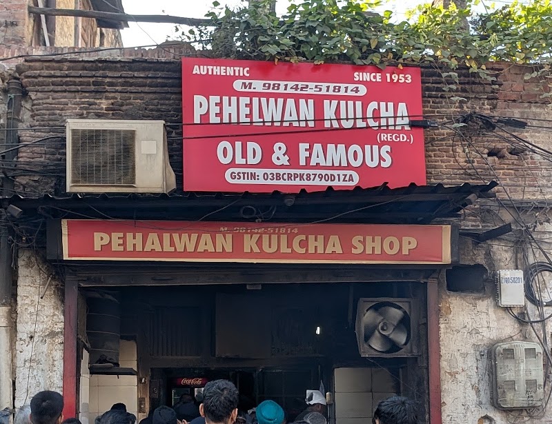 Pehalwan Kulcha - Pehalwan Kulcha Lakshmanser Rd, inside Chatiwind Gate Roundabout, near Isckon Temple, Nimak Mandi, Amritsar, Amritsar Cantt., Punjab 143006, India