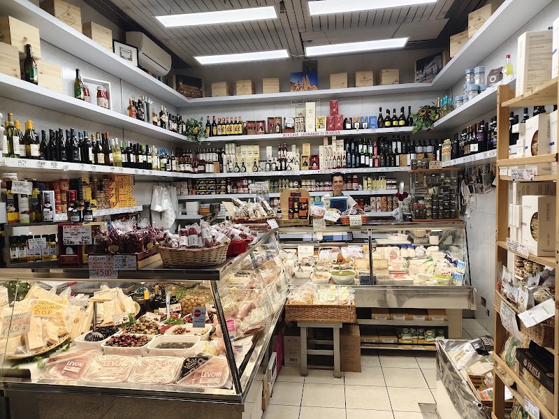 Mercato delle Erbe - Mercato delle Erbe, Via Ugo Bassi, 25, 40121 Bologna BO, Italy