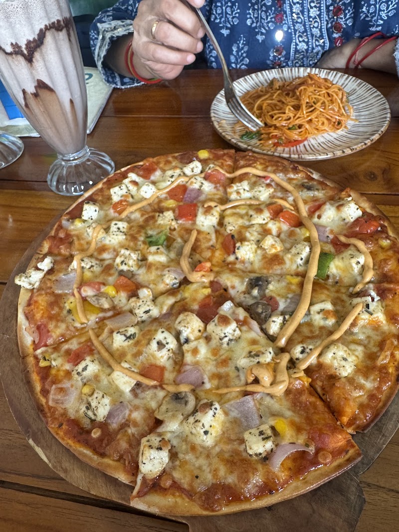 G-Town Cafe 65 - All Day Diner - G-Town Cafe 65 - All Day Diner M3M T Point, Golf Course Ext Rd, Medawas, Sector 65, Gurugram, Haryana 122101, India