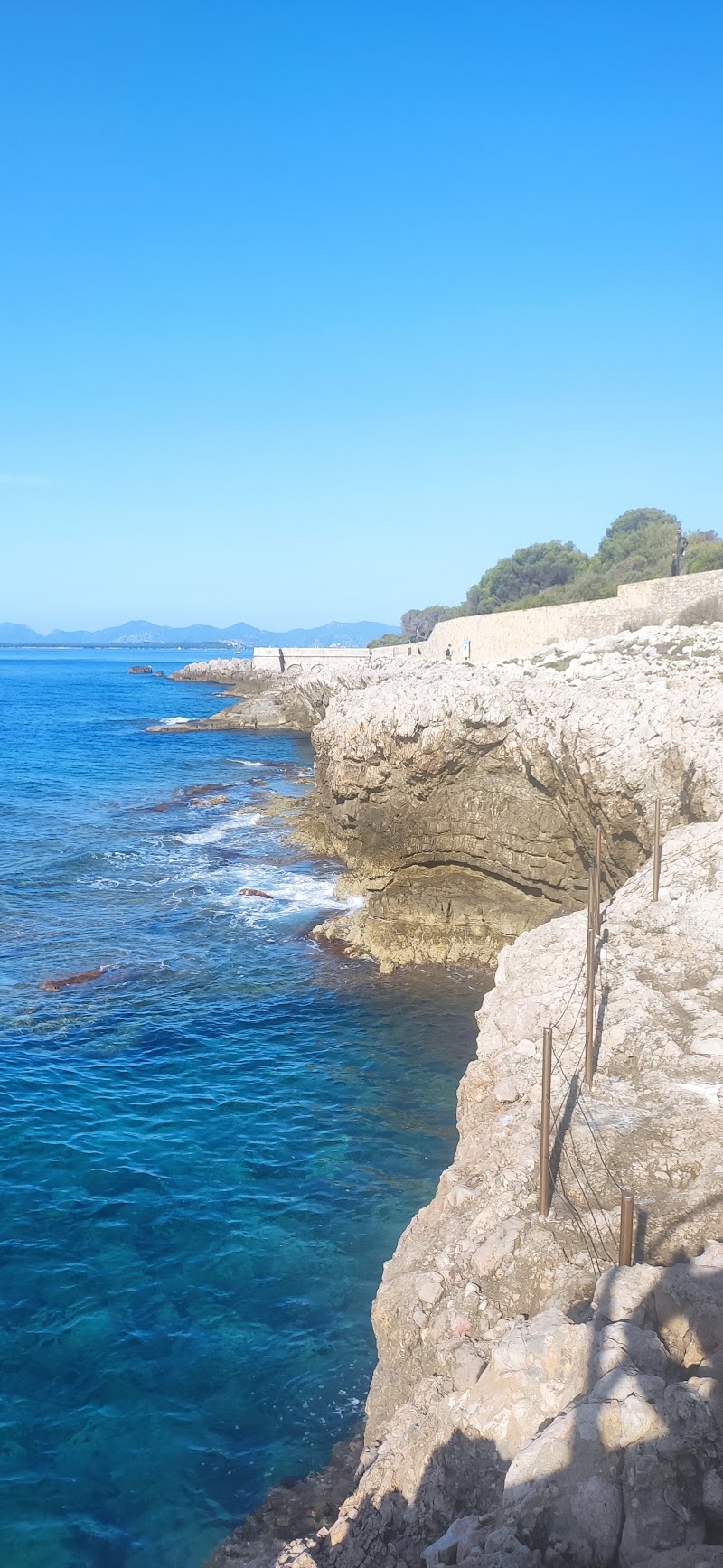Petit port la Valette Cap d'Antibes - Petit port la Valette Cap d'Antibes, Plage des Ondes, 957 Bd Maréchal Juin, 06160 Antibes, France