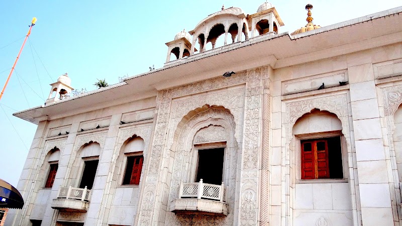 Gurdwara Bangla Sahib gate no.1 Ashoka Road - Gurdwara Bangla Sahib gate no.1 Ashoka Road Gurdwara Bangla Sahib gate, 1, Ashoka Rd, Area, New Delhi, Delhi 110001, India