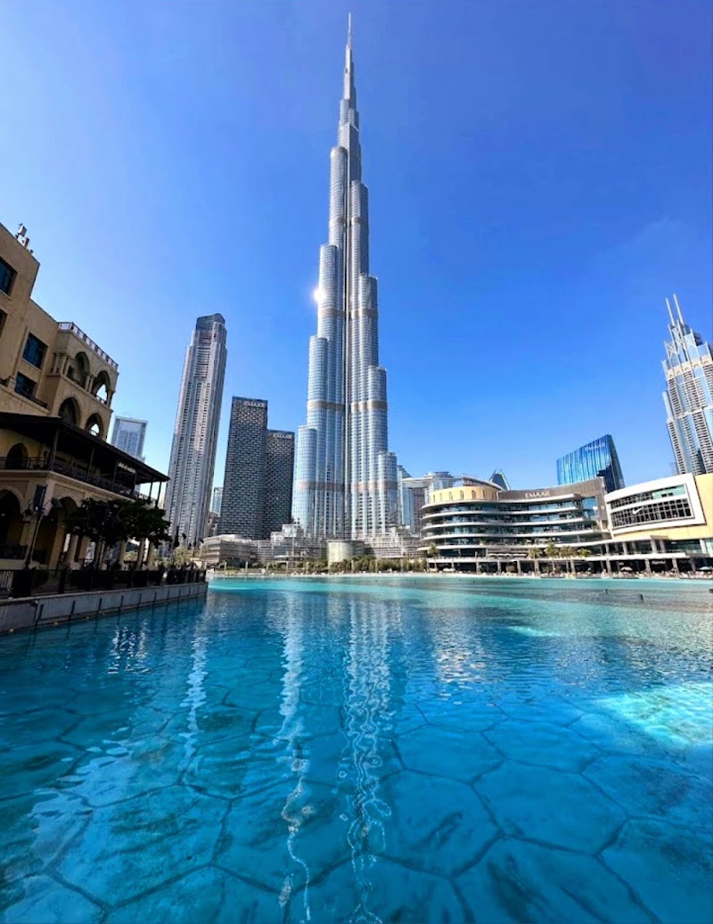 The Dubai Fountain - The Dubai Fountain Burj Khalifa - Downtown Dubai - Dubai - United Arab Emirates