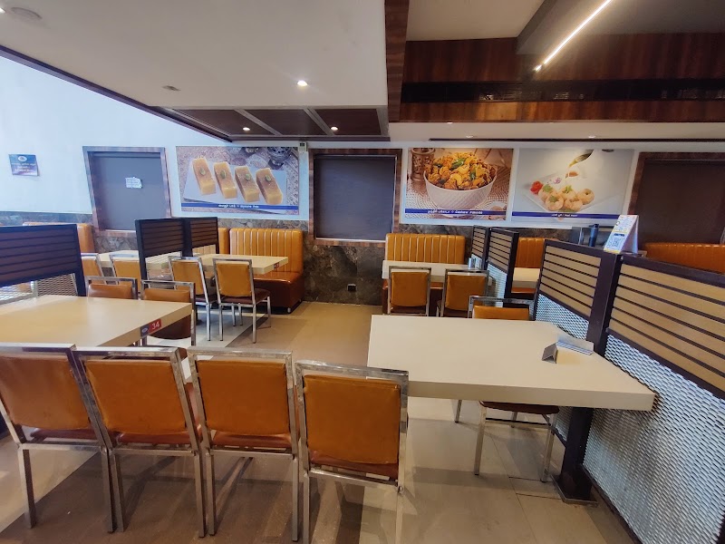 Adyar Ananda Bhavan - A2B - Adyar Ananda Bhavan - A2B Shop No:58, Madras Thiruvallur High Rd, 88-46, NH 716, Vivekananda Nagar, Thirumullaivoyal, Chennai, Tamil Nadu 600062, India