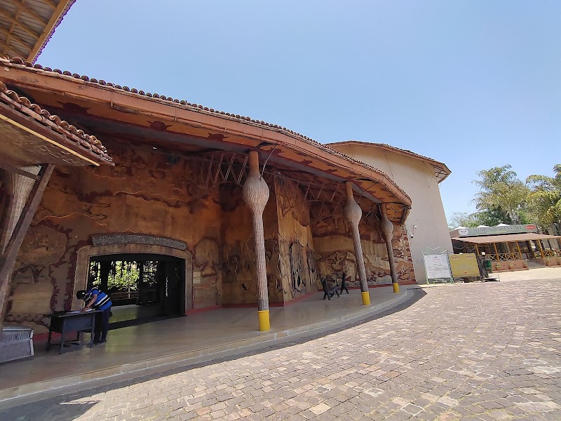Madhya Pradesh Tribal Museum - Madhya Pradesh Tribal Museum 69PP+52, Shyamla Hills Rd, near State Museum, Shymala Hills, Bhopal, Madhya Pradesh 462003, India