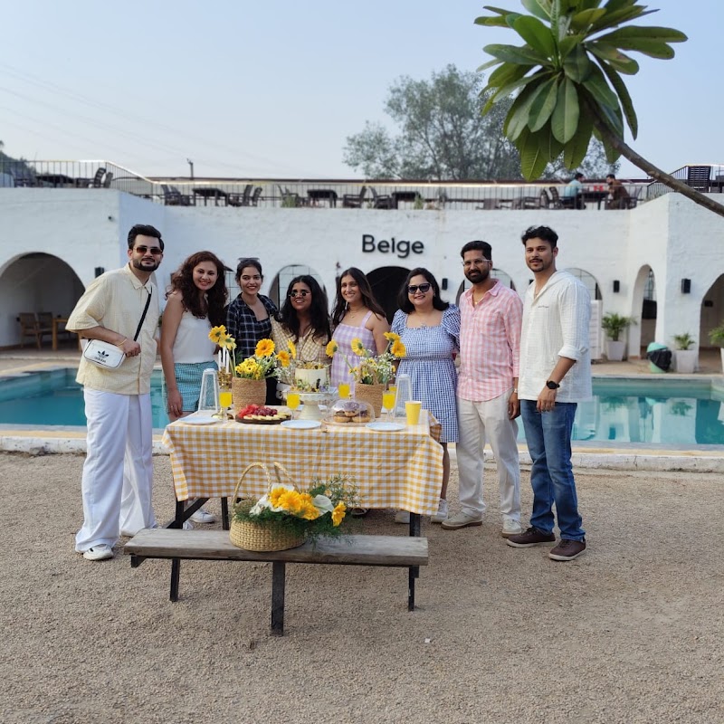 The Beige cafe - The Beige cafe 8 Pandala, Village, Garat Pur Bas, Haryana 122101, India