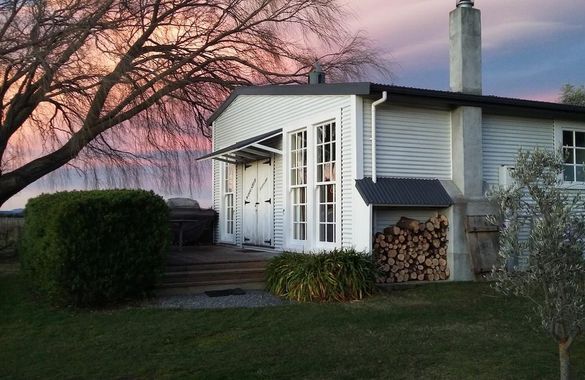 St Leonards Vineyard Cottages - St Leonards Vineyard Cottages, 18 Saint Leonards Road, Springlands, Blenheim 7271, New Zealand