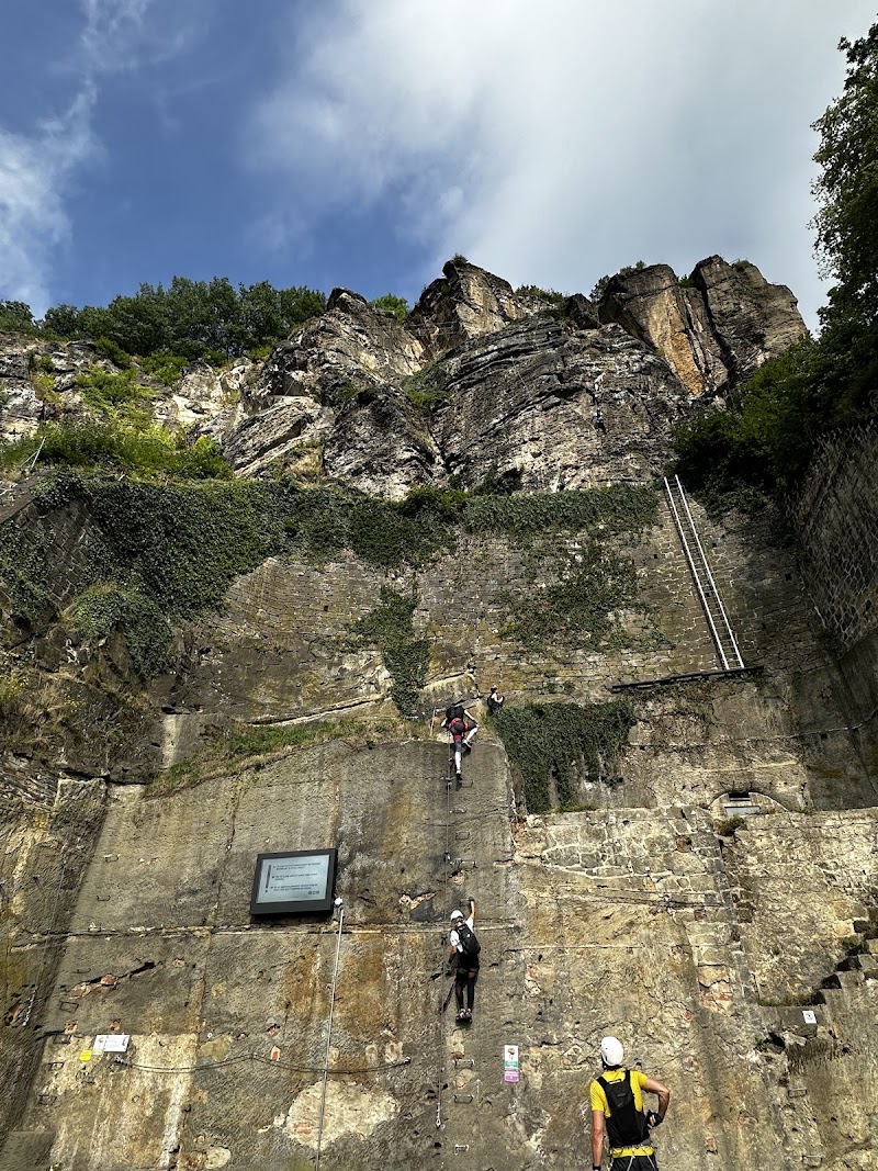 Active Point Děčín - Active Point Děčín, Labské nábř. 1716/33, 405 02 Děčín-Děčín 2, Czechia