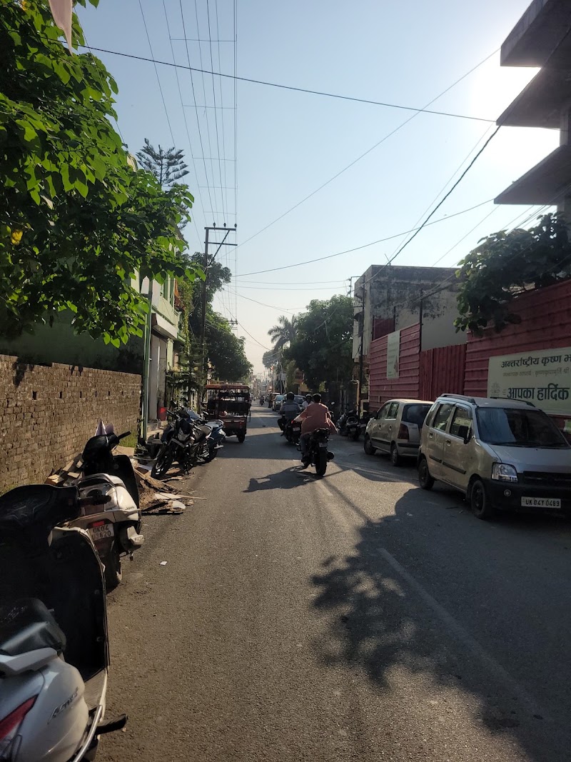 Pahadi Khan-Pan - Pahadi Khan-Pan ward no. 17, Nagar Nigam, 8/256, Pant Colony, Heera Nagar, Haldwani, Uttarakhand 263139, India