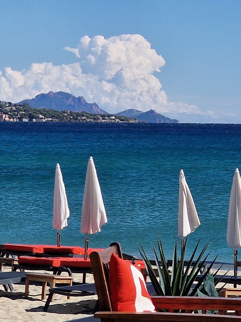 Mahi-plage - Mahi-plage 53 Av. Général Touzet du Vigier, 83120 Sainte-Maxime, France