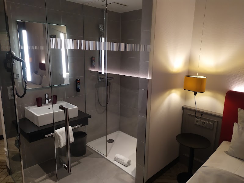 Holiday Inn - the niu, Franz Vienna, an IHG Hotel - Holiday Inn - the niu, Franz Vienna, an IHG Hotel Dresdner Str. 111, 1200 Wien, Austria