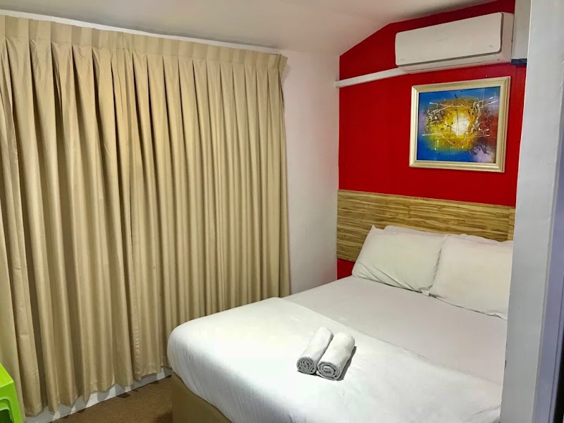 Checkers Backpackers - Checkers Backpackers 58 Dunlop St, Singapore 209388