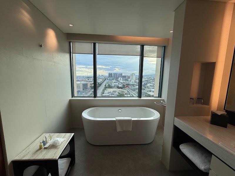 Radisson Blu Hotel, Cebu - Radisson Blu Hotel, Cebu, Serging Osmena Boulevard, Corner Pope John Paul II Ave, Cebu City, 6000 Cebu, Philippines