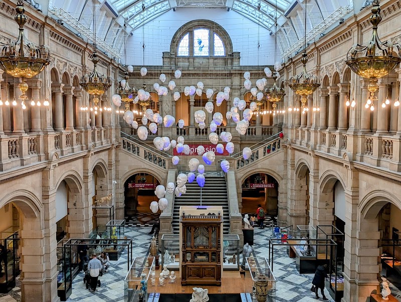 Kelvingrove Art Gallery and Museum - Kelvingrove Art Gallery and Museum Argyle St, Glasgow G3 8AG, UK