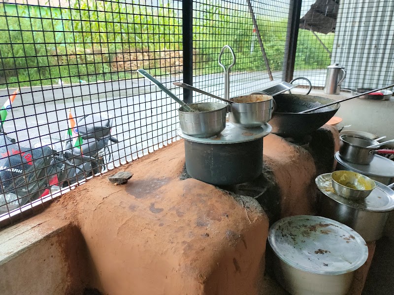 Bhul Na Jana Pahadi Khana - Bhul Na Jana Pahadi Khana QGQH+W6M, near golu devta temple, Lod Batuliya, Someshwar Range, Uttarakhand 263637, India