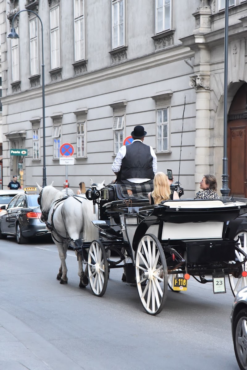 Schwedenplatz - Schwedenplatz, Schwedenpl., 1010 Wien, Austria