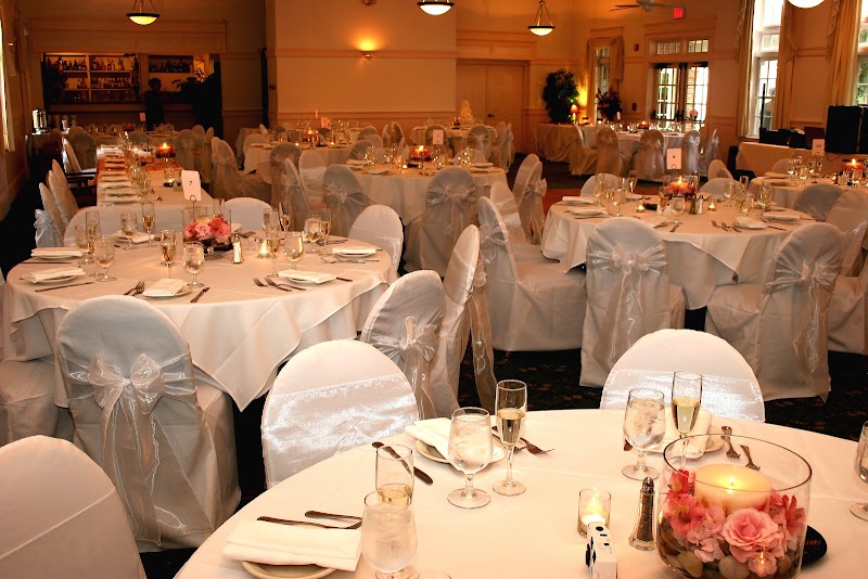 Governor's Inn & Restaurant - Governor's Inn & Restaurant 78 Wakefield St, Rochester, NH 03867, USA