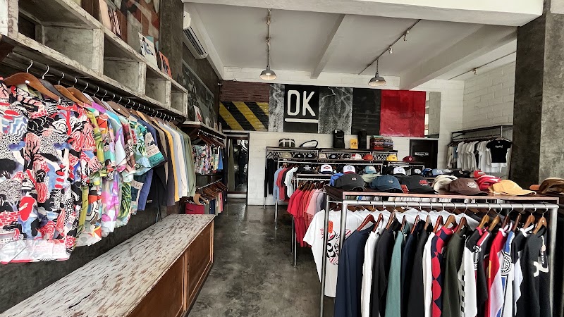 Deus Ex Machina - Warung of Simple Pleasures - Deus Ex Machina - Warung of Simple Pleasures, Jl. Kayu Aya No.52, Kerobokan Kelod, Kec. Kuta, Kabupaten Badung, Bali 80361, Indonesia