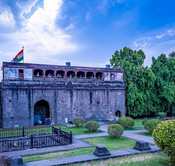 Shaniwar Wada - Shaniwar Wada Shaniwar Peth, Pune, Maharashtra 411011, India