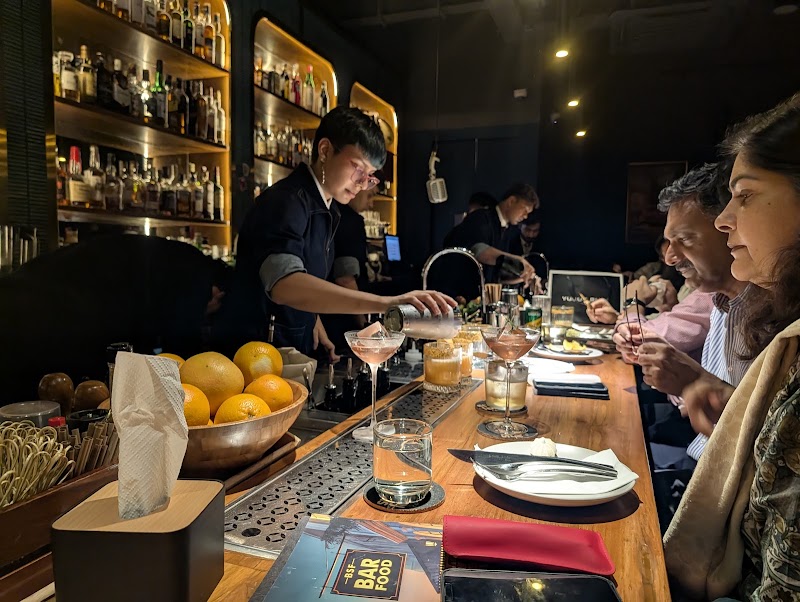 Bar Spirit Forward - Bar Spirit Forward Ground Floor, Hotel Southern Star, 40/2, Lavelle Road, Shanthala Nagar, Ashok Nagar, Bengaluru, Karnataka 560001, India