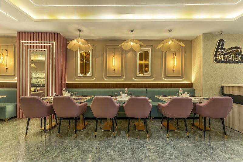 Treebo Divine Stay Prayagraj - Treebo Divine Stay Prayagraj 62A/1/50/2A, Lal Bahadur Shastri Marg, Civil Lines, Prayagraj, Uttar Pradesh 211001, India