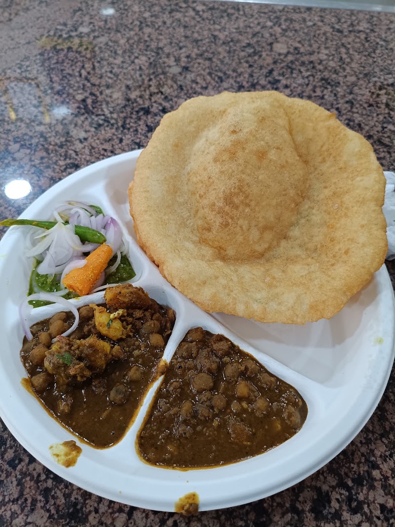 Om Corner - Om Corner, 612, Rani Bagh Rd, Rishi Nagar, Pitampura, Delhi, 110034, India